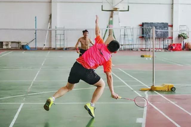 {YY GAME娛樂}(阳康打羽毛球死亡事件)